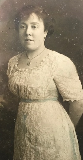 Period photograph 3